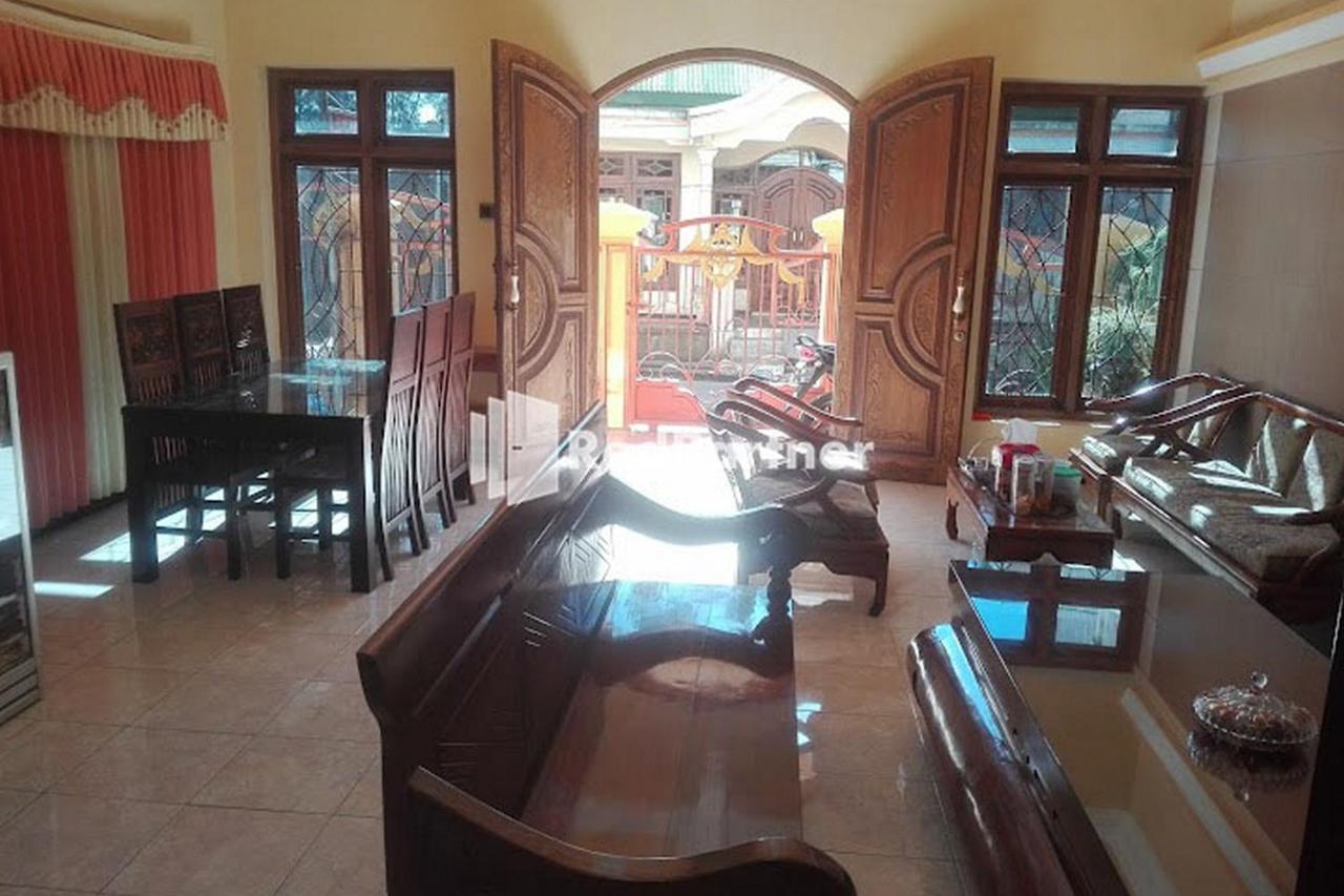 Bromo Indah Lestari Homestay Mitra Reddoorz Pasuruan Buitenkant foto