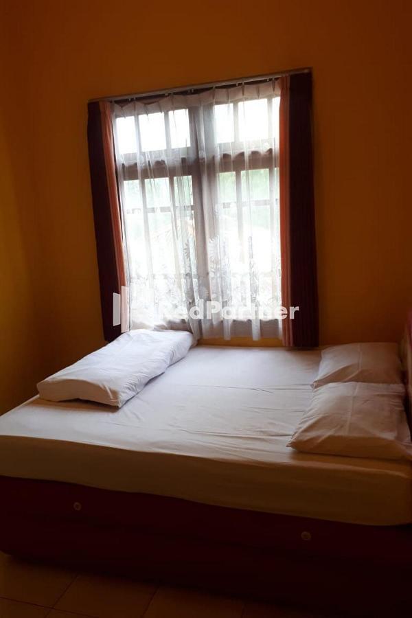 Bromo Indah Lestari Homestay Mitra Reddoorz Pasuruan Buitenkant foto