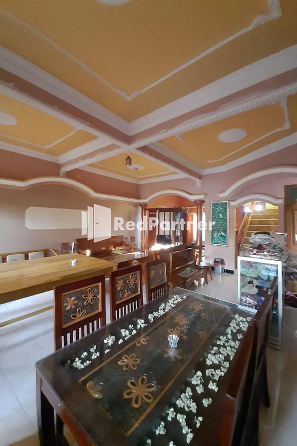 Bromo Indah Lestari Homestay Mitra Reddoorz Pasuruan Buitenkant foto